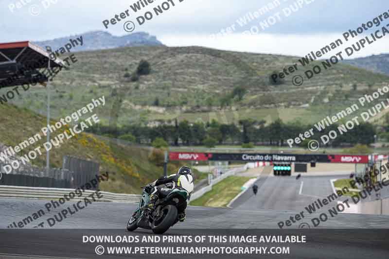 cadwell no limits trackday;cadwell park;cadwell park photographs;cadwell trackday photographs;enduro digital images;event digital images;eventdigitalimages;navarra;no limits trackdays;peter wileman photography;racing digital images;trackday digital images;trackday photos